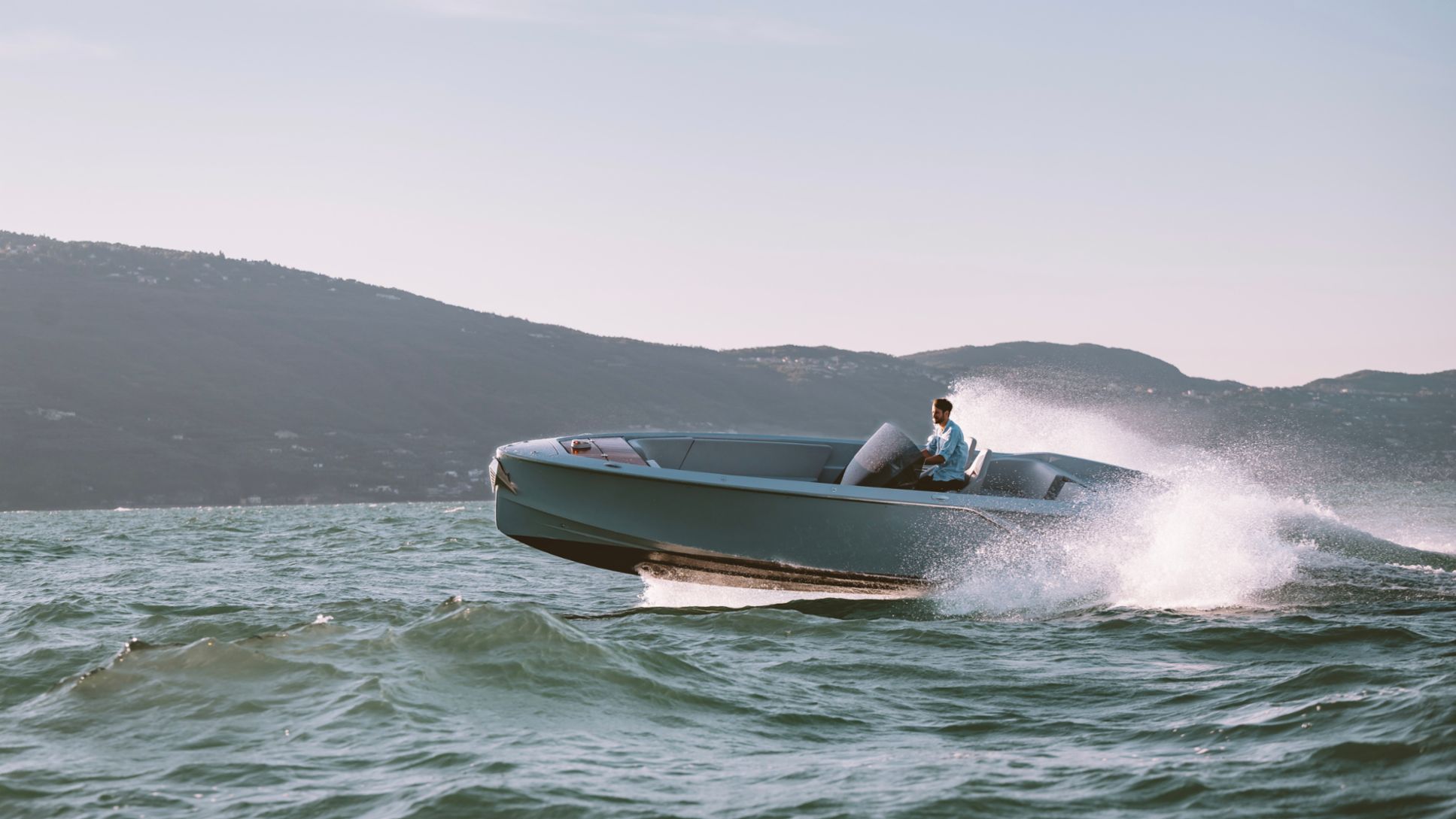 Porsche's High-Speed Luxury Boat Fantom Air